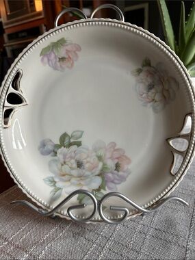Vintage Porcelain Floral Plate in Pastel White and Pink